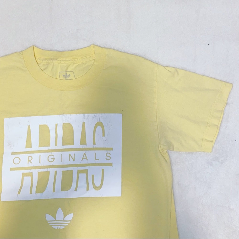 Adidas tee